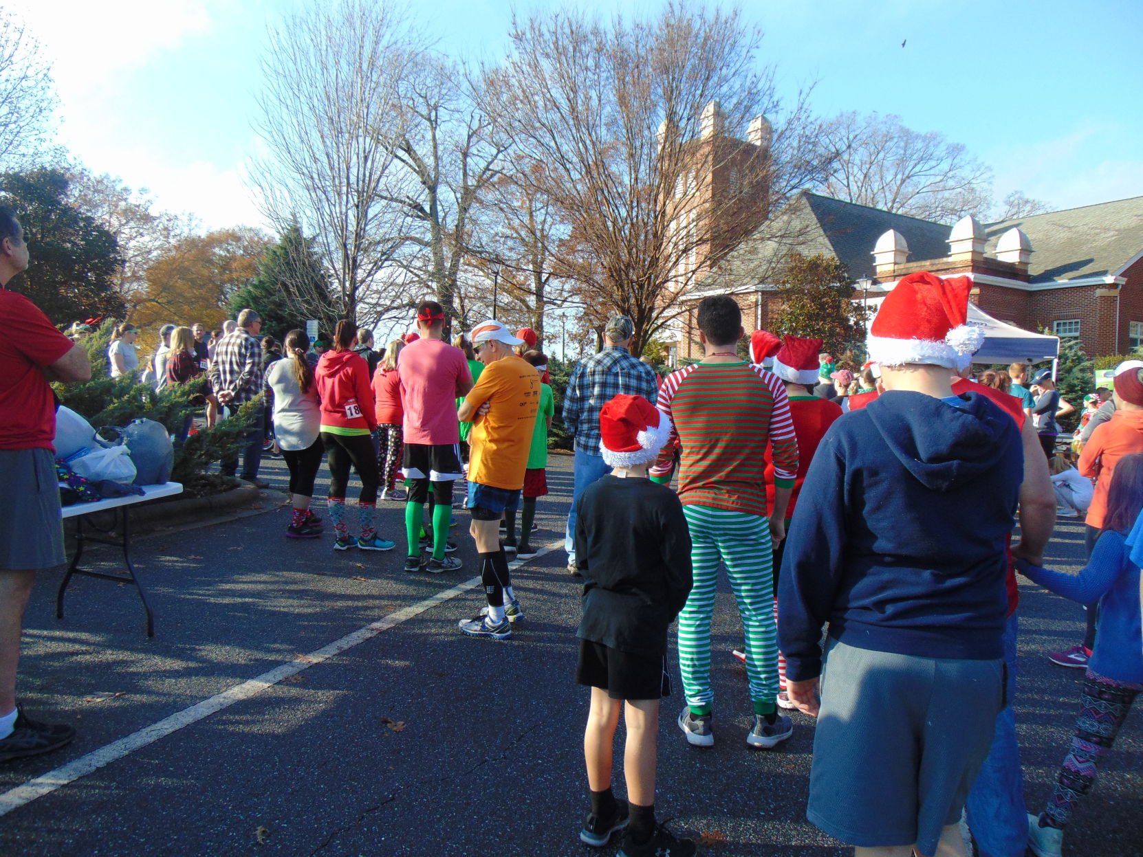 Jingle Run 5K (2).JPG